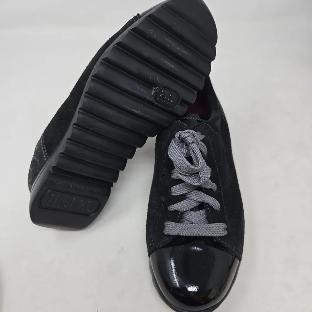 MUNRO Kellee Stylish Black Parent Scale Women's Sneaker‎ Shoes 5W